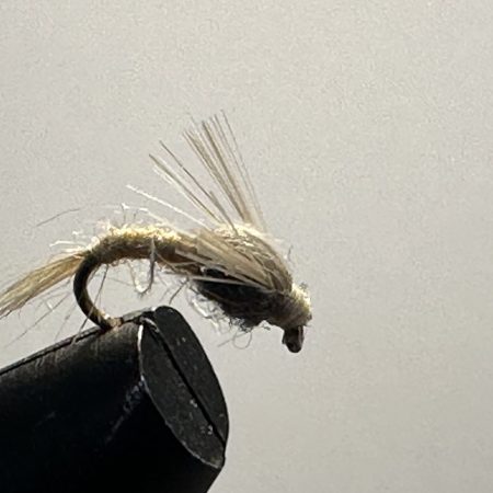 Bars Emerger Tan Silver Scud Hook